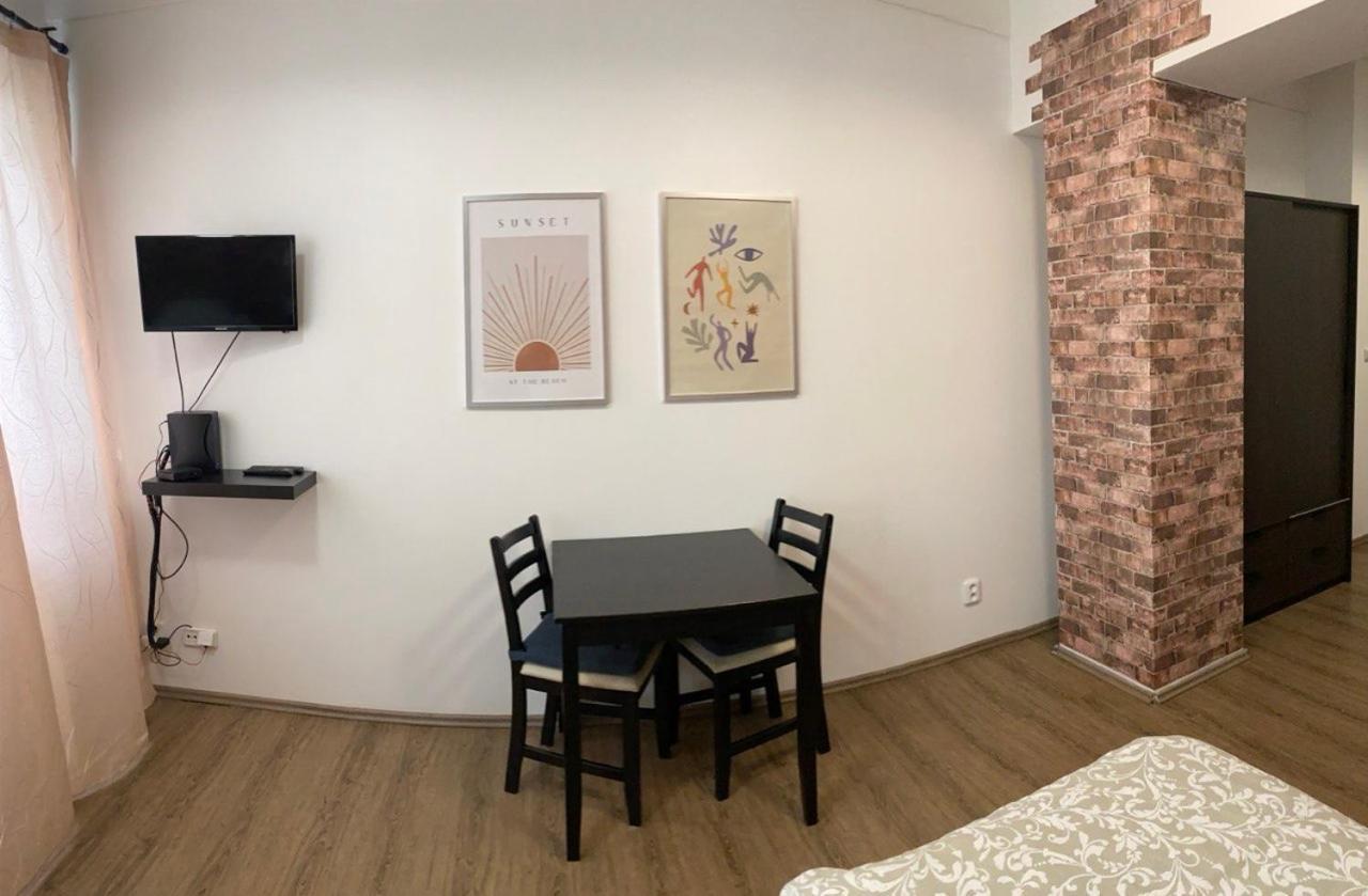 Zizkov Cosy Studio Apartments Prague Exterior photo
